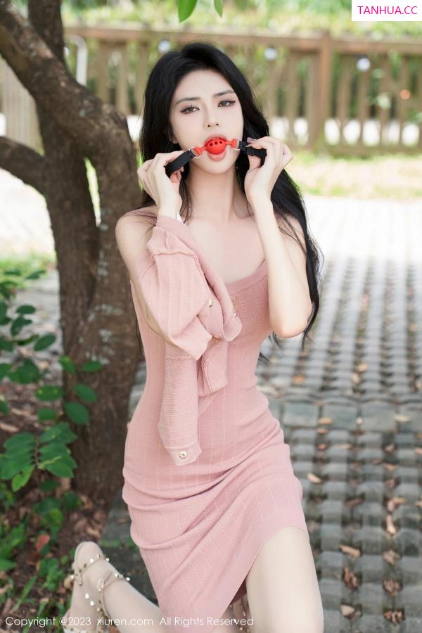 李浅浅  [XiuRen]高清写真图 2023.07.26 No.7137 浅浅Danny 户外拍摄第18张图片
